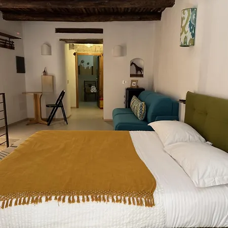 בית הארחה Profumo Storico