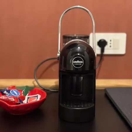 Profumo Storico 4* נאפולי