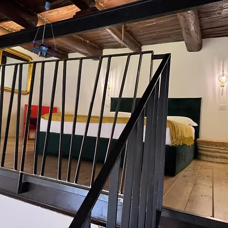 בית הארחה Profumo Storico 4*